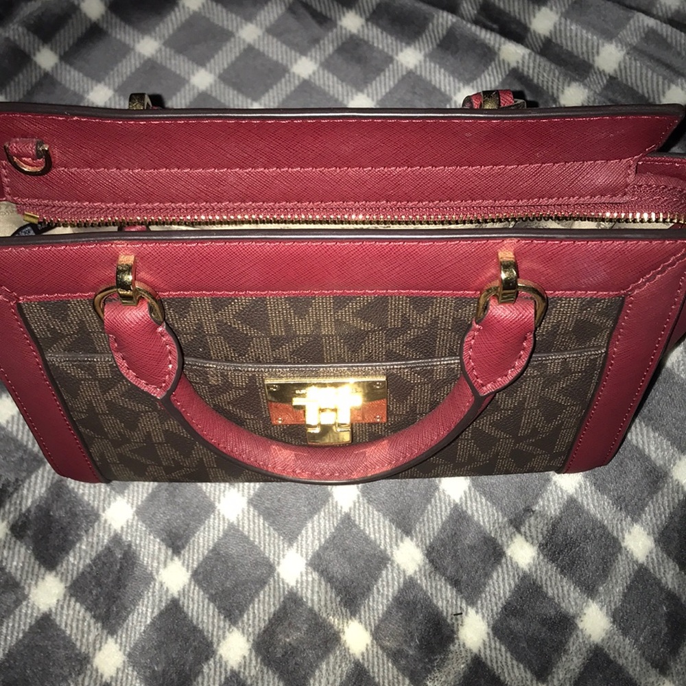 Michael Kors Purse - Picture 2 of 8